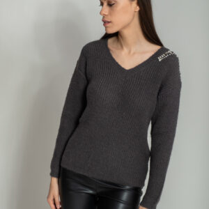 goa goa V-SHAPED SWEATER IN WOOL BLEND WITH CABLES